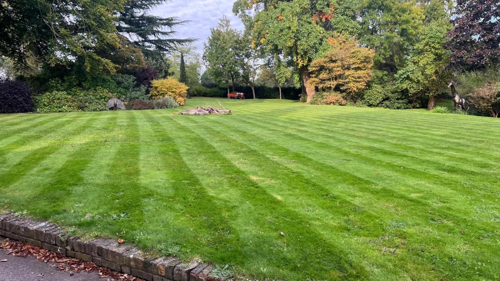 Denham Mount Guest House Gerrards Cross Exterior photo